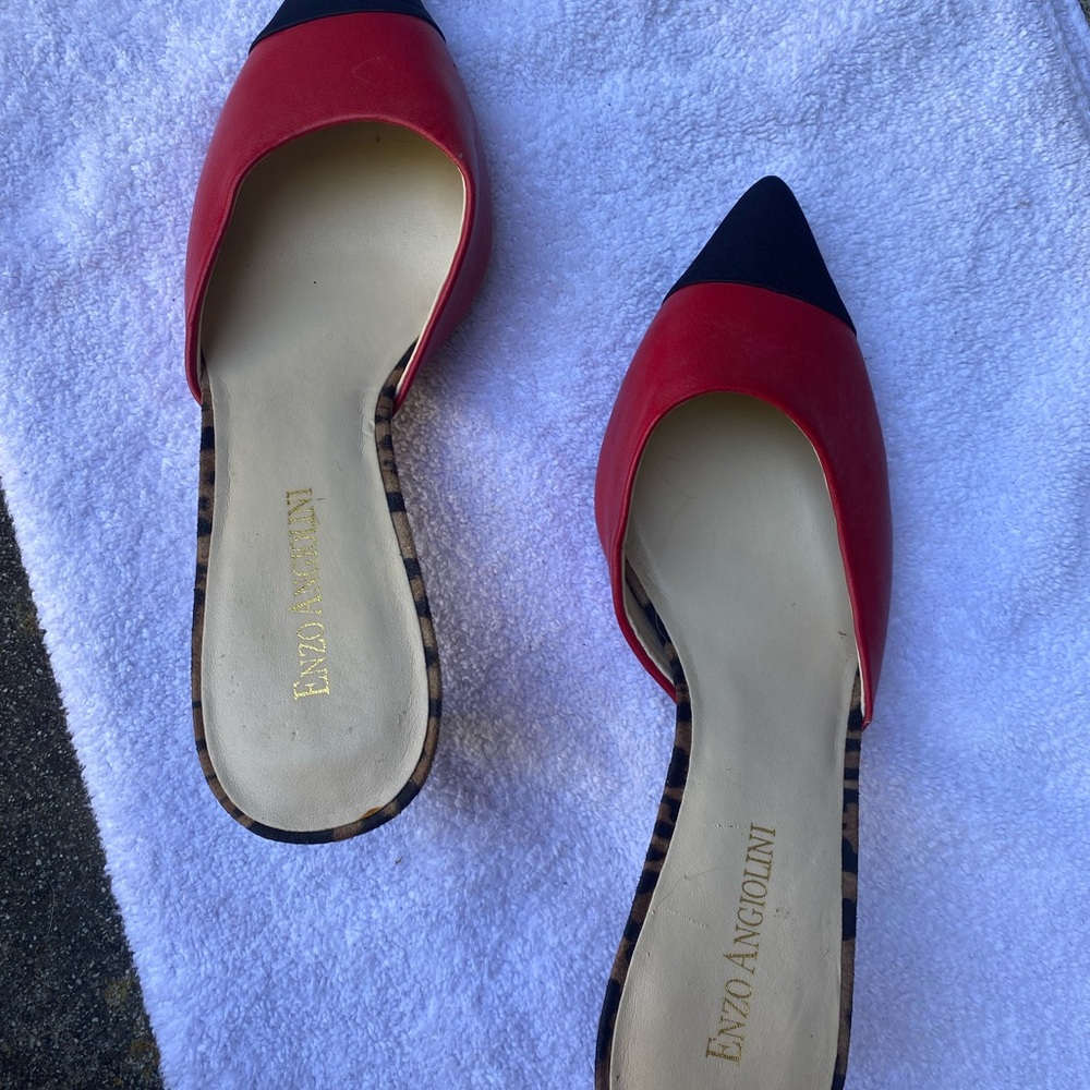 Enzo Angiolini Red and Black Pointed Toe Slide Mules